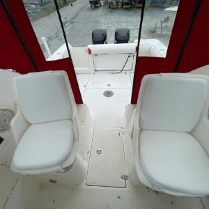 8266372_20220330110801292_1_XLARGE 2002 Boston Whaler 255 Conquest