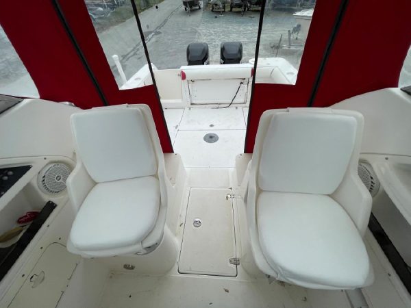 8266372_20220330110801292_1_XLARGE 2002 Boston Whaler 255 Conquest