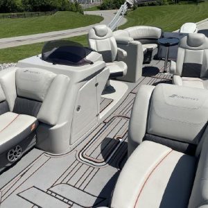 8292927_20220510103028294_1_XLARGE 2019 Starcraft Marine SLS 3