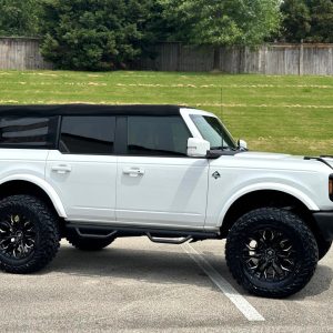 82a5c37237a3438fa93bdbcf7fe1facc 2022 Ford Bronco Outer Banks