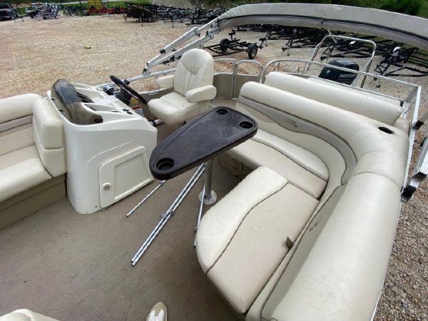 8315953_20220511211159966_1_XLARGE 2012 Bennington 24 SL