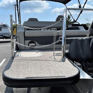 8359476_20220819042947281_1_XLARGE 2020 Barletta L25UC Tri-toon