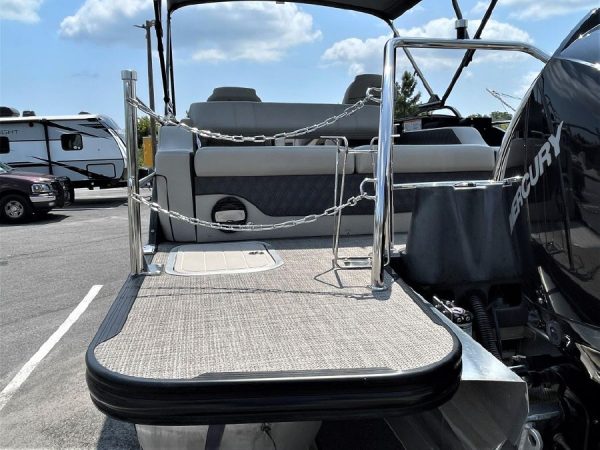 8359476_20220819042947281_1_XLARGE 2020 Barletta L25UC Tri-toon