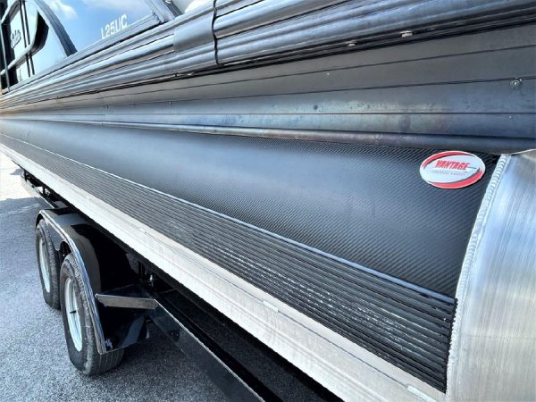 8359476_20220819043122278_1_XLARGE 2020 Barletta L25UC Tri-toon