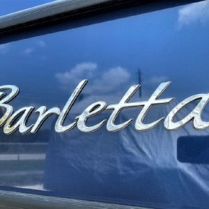 8359476_20220819043202094_1_XLARGE 2020 Barletta L25UC Tri-toon