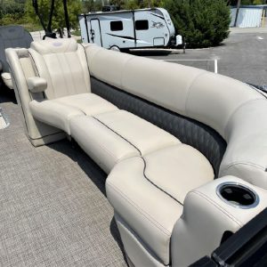 8359476_20220819043258666_1_XLARGE 2020 Barletta L25UC Tri-toon