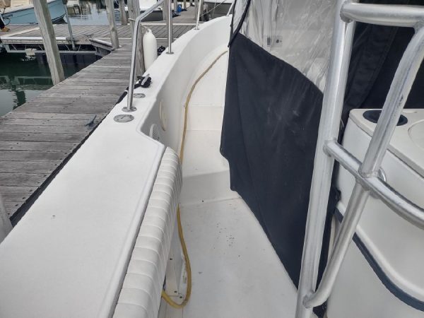 8377160_20220630060656216_1_XLARGE 2000 Boston Whaler 28 Outrage
