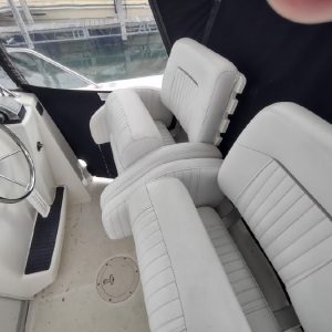 8377160_20220630060700774_1_XLARGE 2000 Boston Whaler 28 Outrage