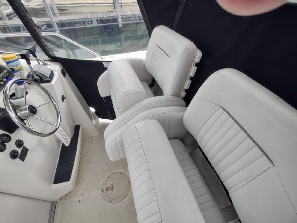 8377160_20220630060700774_1_XLARGE 2000 Boston Whaler 28 Outrage