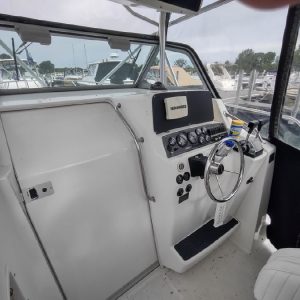 8377160_20220630060705852_1_XLARGE 2000 Boston Whaler 28 Outrage