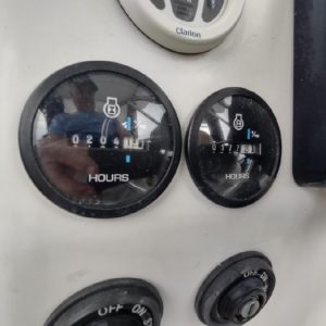 8377160_20220630060714571_1_XLARGE 2000 Boston Whaler 28 Outrage