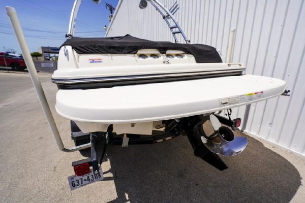 8421022_20220808075045490_1_XLARGE 2014 Bayliner 215 Deck Boat