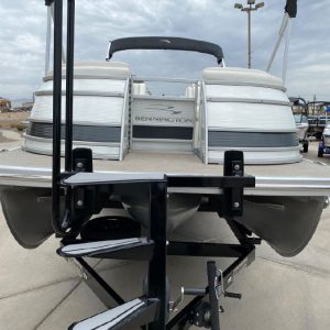 8440378_20220810111721605_1_XLARGE 2019 Bennington 25 QSRFB – Only 197 hours