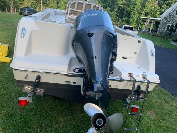 8449270_20220816050455118_1_XLARGE 2018 Sailfish 241CC