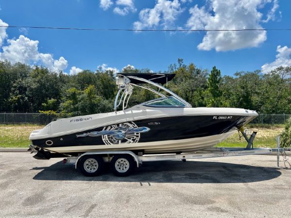 8459038_20220822173523636_1_XLARGE 2008 Sea Ray 230 Select Fission