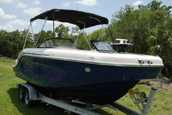 8486599_0_080920221321_4 2020 Bayliner DX2200