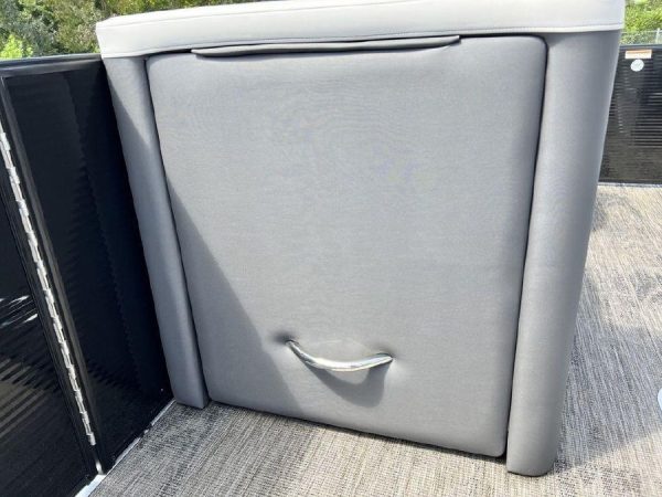8488329_20220913133725235_1_XLARGE 2020 Godfrey Pontoons MC 235 RL TT-27