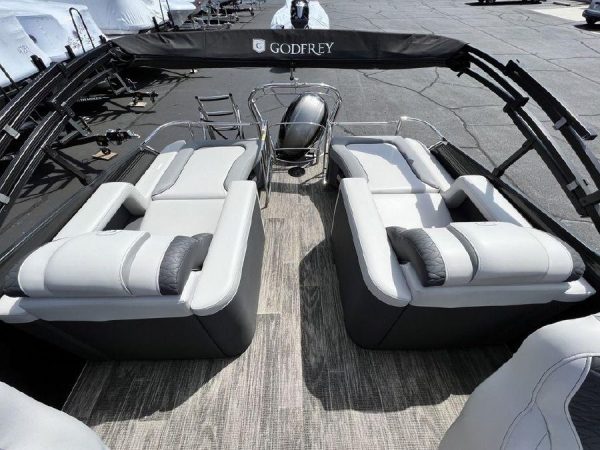 8488329_20220913133743355_1_XLARGE 2020 Godfrey Pontoons MC 235 RL TT-27