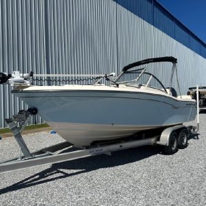 8517825_20220928134013780_1_XLARGE 2018 Grady-White 215 Freedom