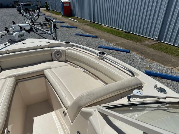 8517825_20220928134317593_1_XLARGE 2018 Grady-White 215 Freedom