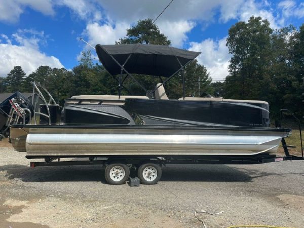 8530348_20221007073532160_1_XLARGE 2020 Tahoe Pontoon 2485 LTZ QL