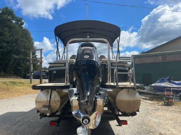 8530348_20221007073550825_1_XLARGE 2020 Tahoe Pontoon 2485 LTZ QL