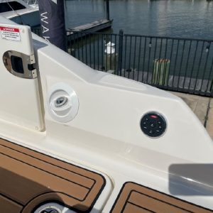 8538768_20221017125601423_1_XLARGE 2015 Sea Ray 270 Sundeck