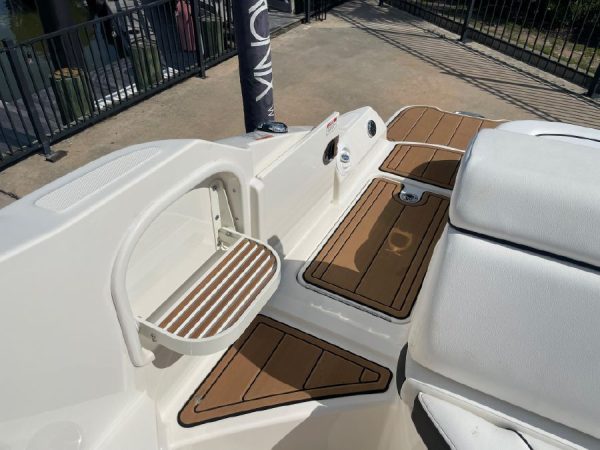 8538768_20221017125705424_1_XLARGE 2015 Sea Ray 270 Sundeck