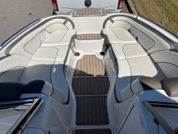 8561357_0_191020220802_10 2013 Yamaha Boats 242 LTD S