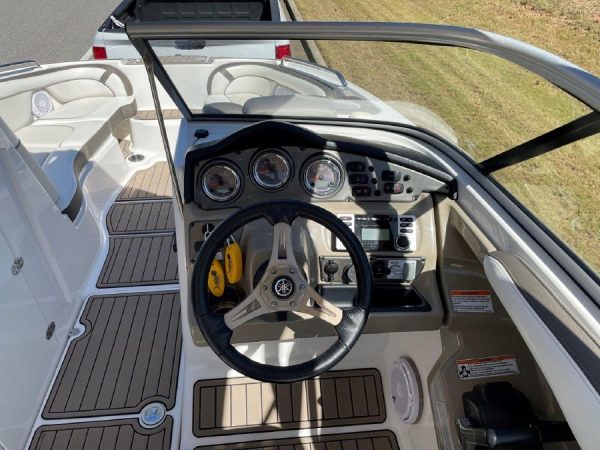 8561357_0_191020220802_7 2013 Yamaha Boats 242 LTD S