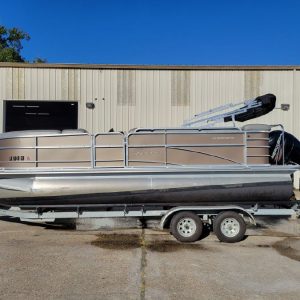 8562177_20221019150845094_1_XLARGE 2013 Berkshire 210CL CTS
