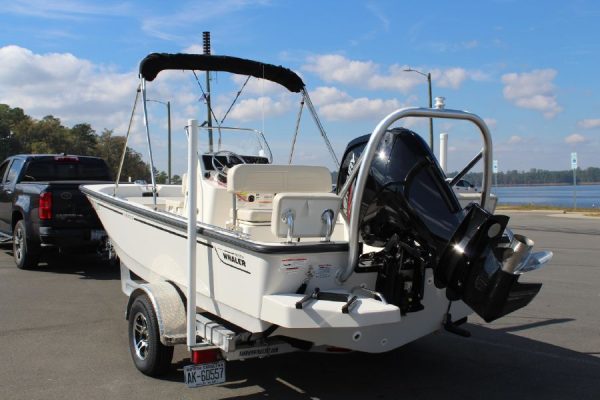 8565664_20221026045945220_1_XLARGE 2020 Boston Whaler 170 Montauk