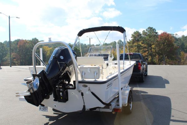 8565664_20221026050008885_1_XLARGE 2020 Boston Whaler 170 Montauk