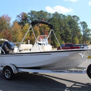 8565664_20221026050035705_1_XLARGE 2020 Boston Whaler 170 Montauk