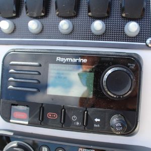 8565664_20221026050237322_1_XLARGE 2020 Boston Whaler 170 Montauk