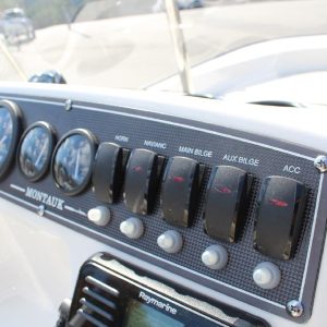 8565664_20221026050256569_1_XLARGE 2020 Boston Whaler 170 Montauk