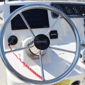 8565664_20221026050318439_1_XLARGE 2020 Boston Whaler 170 Montauk