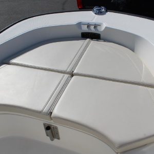 8565664_20221026050429964_1_XLARGE 2020 Boston Whaler 170 Montauk