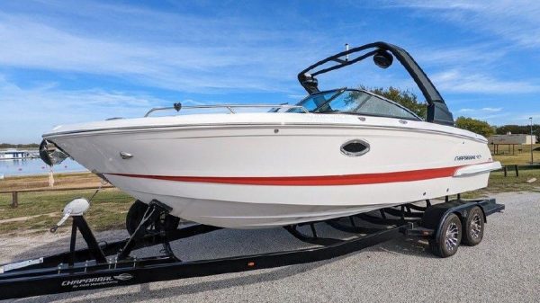 8580082_20221101095706372_1_XLARGE 2019 Chaparral 257 SSX