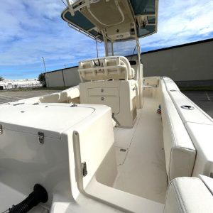 8599131_0_161120221558_4 2017 Grady-White CENTER CONSOLE FISHERMAN 257