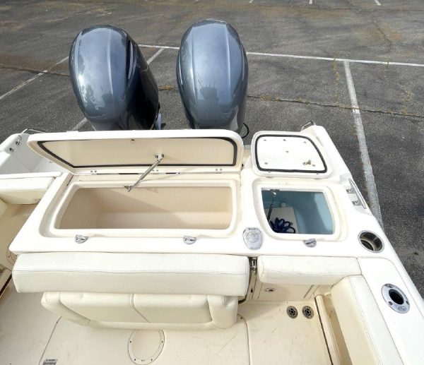 8599131_0_161120221558_8 2017 Grady-White CENTER CONSOLE FISHERMAN 257