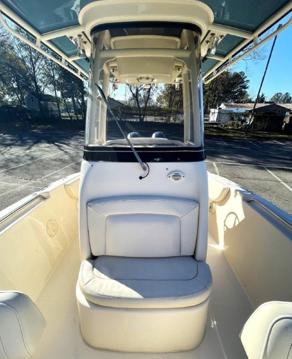 8599131_0_221120220758_19 2017 Grady-White CENTER CONSOLE FISHERMAN 257