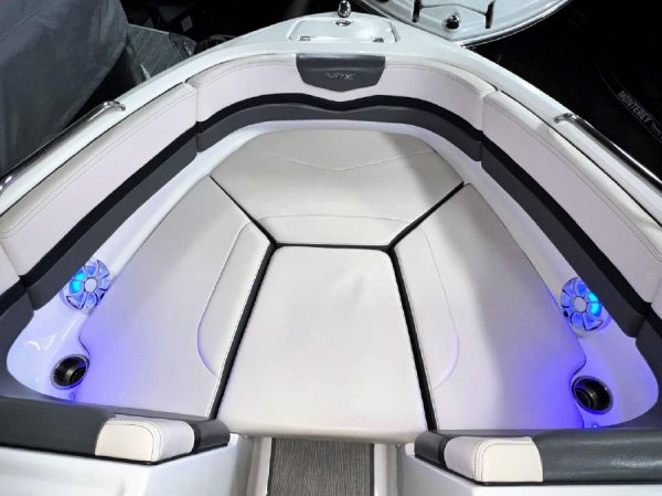 8609999_20221128124607543_1_XLARGE 2018 Chaparral Vortex 203 VRX