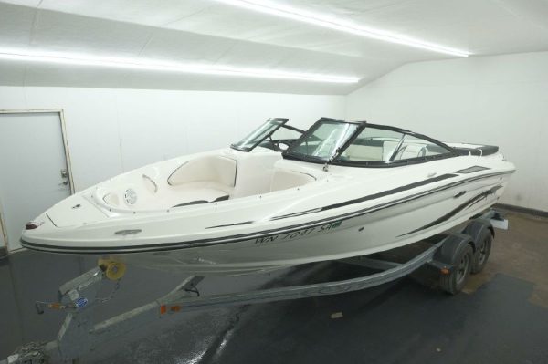 8614120_20221201173449935_1_XLARGE 2012 Sea Ray 205 Sport