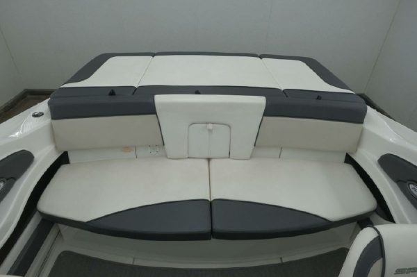 8614120_20221201173506360_1_XLARGE 2012 Sea Ray 205 Sport