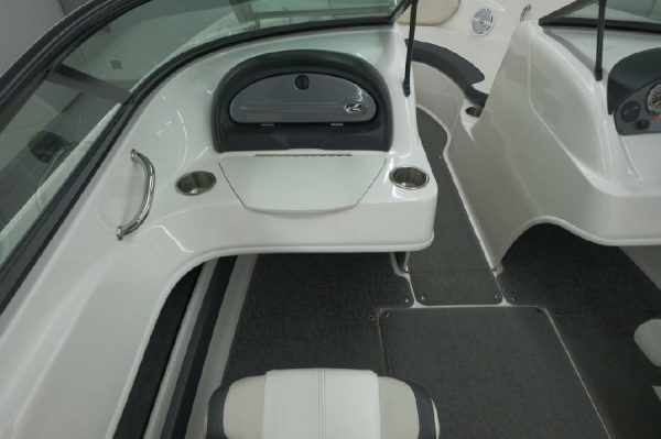8614120_20221201173514562_1_XLARGE 2012 Sea Ray 205 Sport