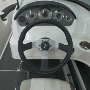 8614120_20221201173524822_1_XLARGE 2012 Sea Ray 205 Sport