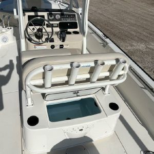 8616961_20221205134304881_1_XLARGE 2020 Boston Whaler Montauk 210