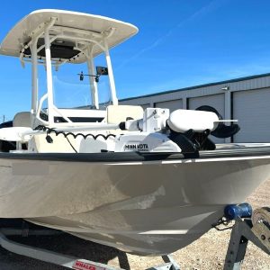 8616961_20221205134313035_1_XLARGE 2020 Boston Whaler Montauk 210