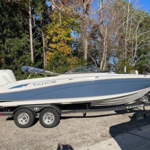 8622672_20221211125320887_1_XLARGE 2021 Tahoe 210S